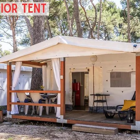 Glamping Tents | Losinj | Camp Cikat 4* مالي لوشينغْ
