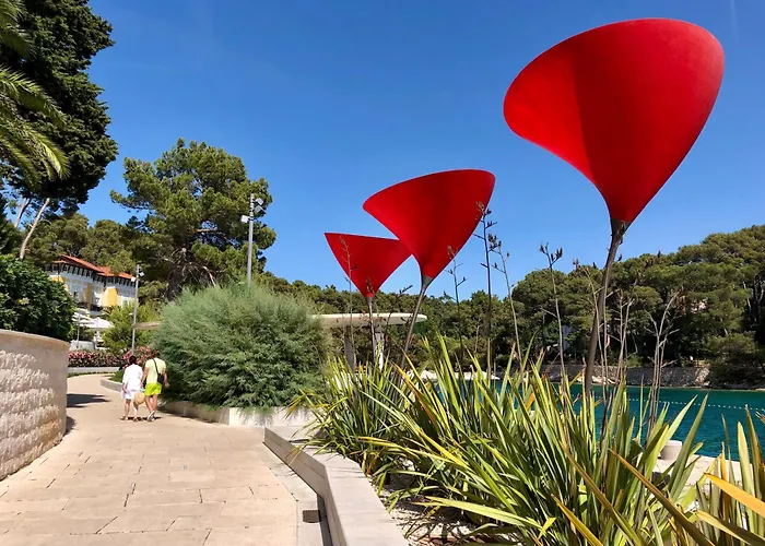 منتزه العطل Glamping Tents | Losinj | Camp Cikat مالي لوشينغْ