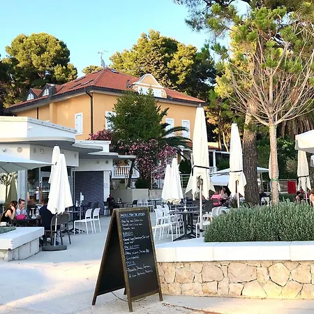 Glamping Tents | Losinj | Camp Cikat Mali Lošinj