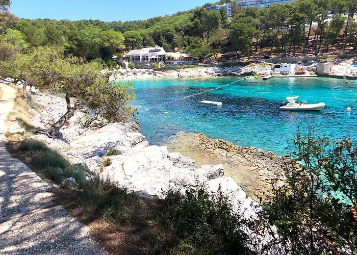 Glamping Tents | Losinj | Camp Cikat 4* Mali Lošinj