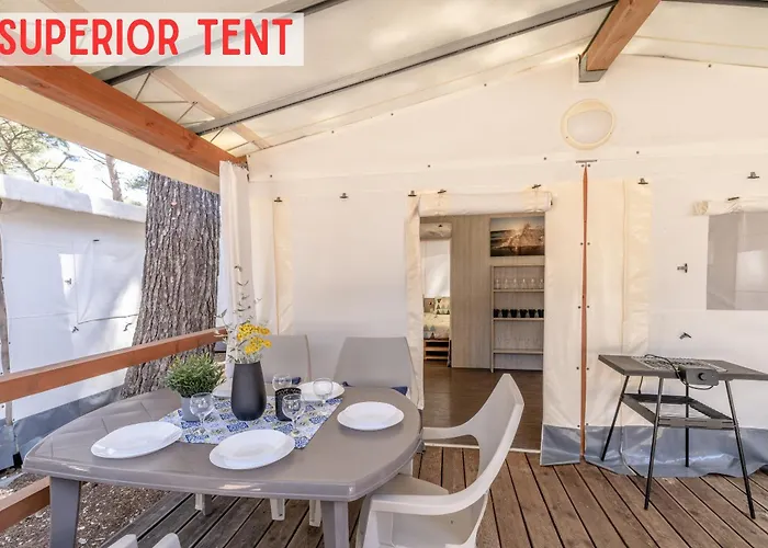 Glamping Tents | Losinj | Camp Cikat Ferienpark 4*
